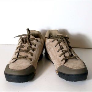 Eddie Bauer Highland Suede Beige Gray Walking Hiking Sneakers Mens Size 10.5